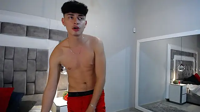 DrakeCollinss online show from February 14, 2025, 10:47 pm