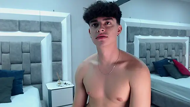 DrakeCollinss online show from March 18, 2025, 7:31 pm