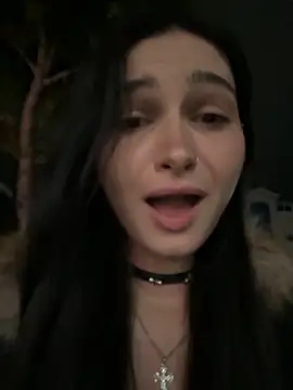 Snapshot of lunalovelee chatting on October 9, 2025, 3:43 pm lunalovelee online show from October 9, 2025, 3:43 pm