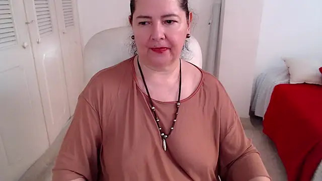 leonela 69 online show from June 27, 2026, 12:22 pm