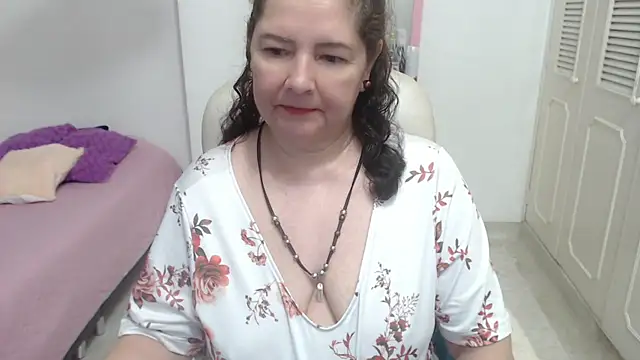 leonela 69 online show from July 1, 2026, 9:22 am