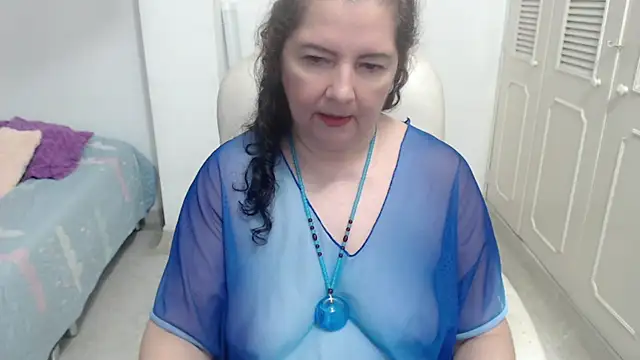 leonela 69 online show from July 13, 2026, 11:02 am