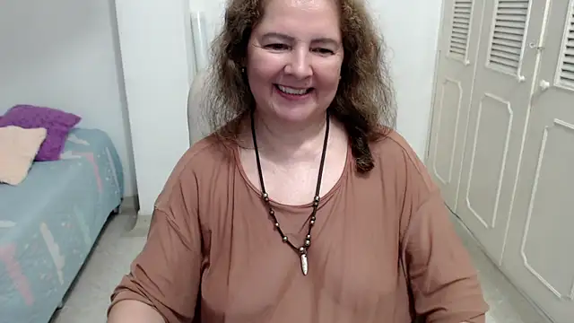 leonela 69 online show from July 29, 2026, 10:24 am