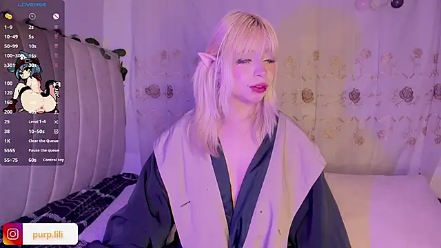 purplelilith3 online show from January 15, 2026, 6:29 am