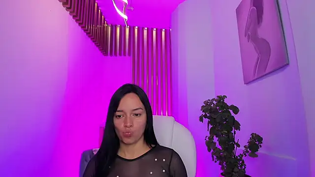 EmiliaRose  online show from February 22, 2025, 8:53 pm