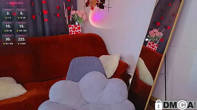 Snapshot of Caroline__Brown chatting on March 1, 2025, 2:04 am Caroline  Brown online show from March 1, 2025, 2:04 am