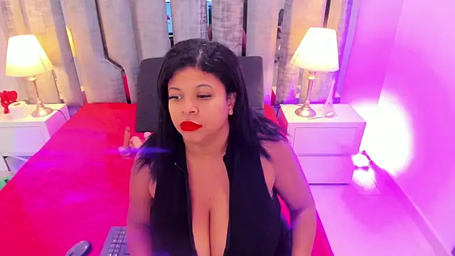 Ciara Benet online show from June 19, 2026, 11:47 am