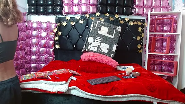 Snapshot of poisondost_hot chatting on March 2, 2025, 5:04 pm poisondost hot online show from March 2, 2025, 5:04 pm