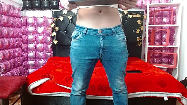 Snapshot of poisondost_hot chatting on March 3, 2025, 4:35 pm poisondost hot online show from March 3, 2025, 4:35 pm