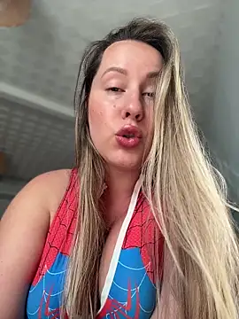 Snapshot of Mona_Plus chatting on March 15, 2026, 7:47 am Mona Plus online show from March 15, 2026, 7:47 am