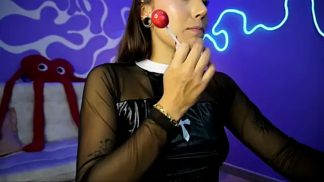 Snapshot of verosmit1 chatting on November 3, 2025, 9:48 pm verosmit1 online show from November 3, 2025, 9:48 pm