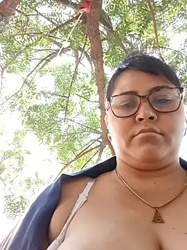 promiscuous-indecent-momm online show from February 14, 2025, 4:41 pm