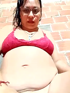 promiscuous-indecent-momm online show from April 26, 2026, 3:15 am