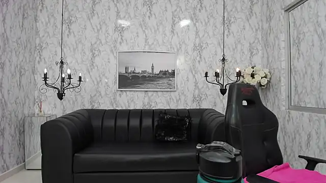 Layla palmer online show from February 16, 2025, 1:47 am