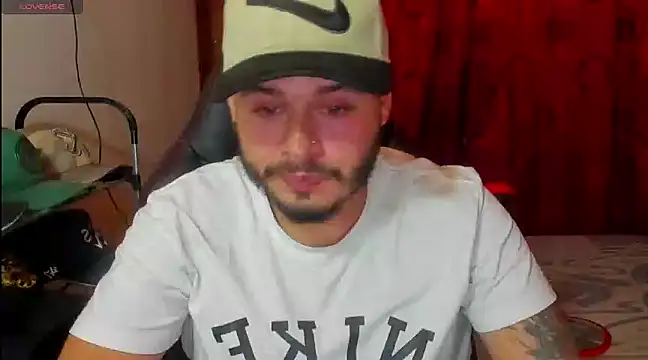 Snapshot of ragnar_lothbrok777 chatting on March 11, 2025, 1:48 am ragnar lothbrok777 online show from March 11, 2025, 1:48 am