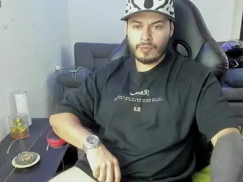 Snapshot of ragnar_lothbrok777 chatting on April 4, 2026, 10:18 pm ragnar lothbrok777 online show from April 4, 2026, 10:18 pm