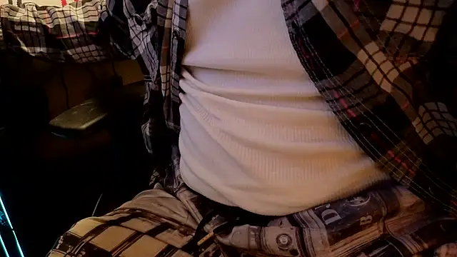 Snapshot of strongdude212 chatting on October 25, 2025, 7:16 am strongdude212 online show from October 25, 2025, 7:16 am