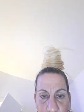 sujaila online show from November 11, 2025, 9:15 pm