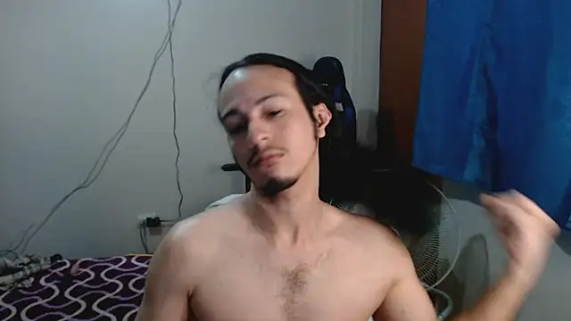 Snapshot of cholitohermoso chatting on March 4, 2025, 1:45 am cholitohermoso online show from March 4, 2025, 1:45 am