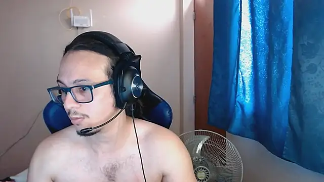 Snapshot of cholitohermoso chatting on March 10, 2025, 7:29 pm cholitohermoso online show from March 10, 2025, 7:29 pm