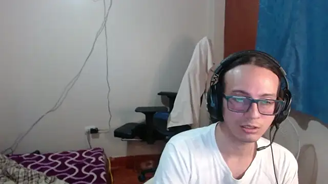 Snapshot of cholitohermoso chatting on March 12, 2025, 11:22 pm cholitohermoso online show from March 12, 2025, 11:22 pm