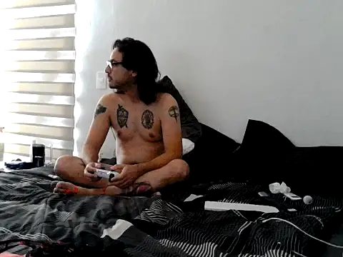 Snapshot of Iscariot19 chatting on February 26, 2026, 11:59 pm Iscariot19 online show from February 26, 2026, 11:59 pm