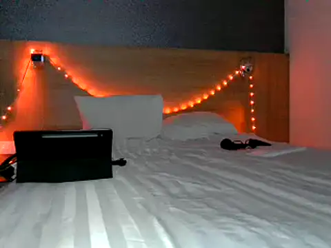 Snapshot of Iscariot19 chatting on March 14, 2026, 4:29 am Iscariot19 online show from March 14, 2026, 4:29 am