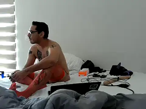 Snapshot of Iscariot19 chatting on March 23, 2026, 7:29 pm Iscariot19 online show from March 23, 2026, 7:29 pm