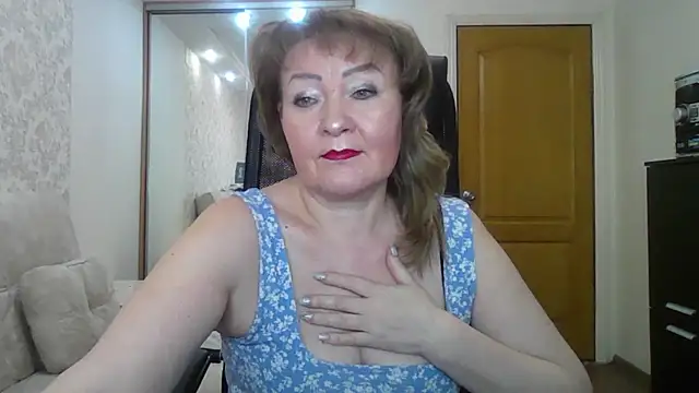 Snapshot of Victoria_secrets_ chatting on February 13, 2025, 7:03 am Victoria secrets online show from February 13, 2025, 7:03 am