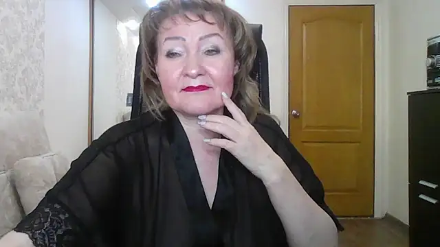 Snapshot of Victoria_secrets_ chatting on February 13, 2025, 1:15 pm Victoria secrets online show from February 13, 2025, 1:15 pm