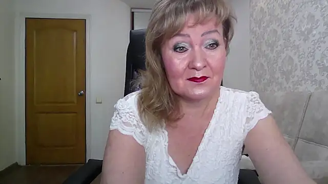 Snapshot of Victoria_secrets_ chatting on September 12, 2025, 11:43 am Victoria secrets  online show from September 12, 2025, 11:43 am