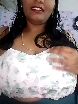 Snapshot of sushmatelugu-23 chatting on December 17, 2025, 6:58 pm sushmatelugu-23 online show from December 17, 2025, 6:58 pm