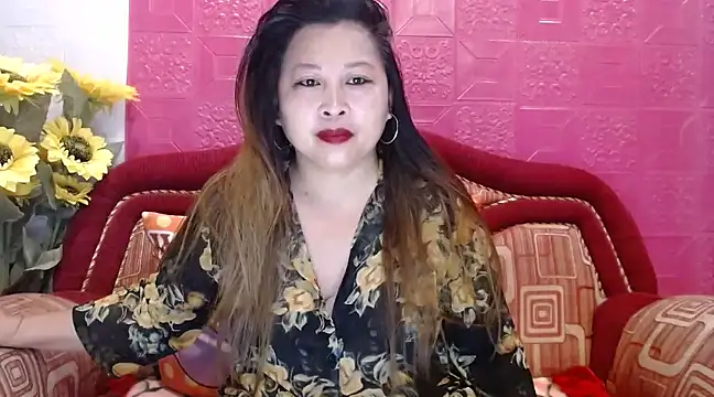 Snapshot of UrSweetClassyPinay chatting on February 20, 2025, 6:24 pm UrSweetClassyPinay online show from February 20, 2025, 6:24 pm