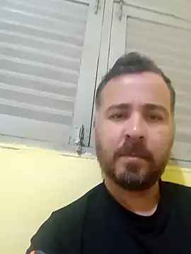 Barbudo083 online show from February 12, 2025, 1:48 pm