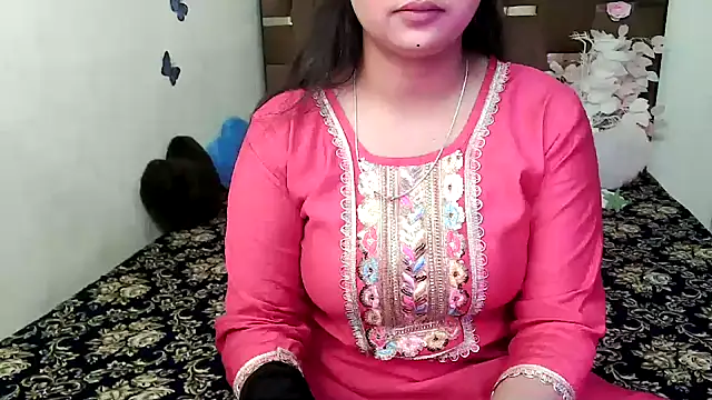 megancatluna online show from October 27, 2025, 5:22 am