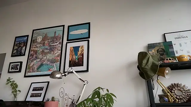 MikymikeBBWD online show from November 27, 2025, 11:45 am