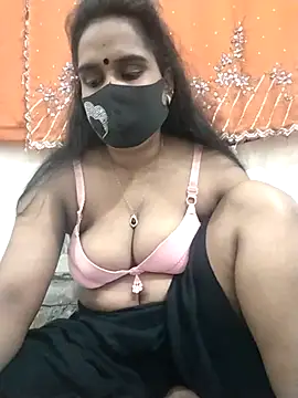 Snapshot of Mitila-3232 chatting on February 17, 2025, 2:42 am Mitila-3232 online show from February 17, 2025, 2:42 am
