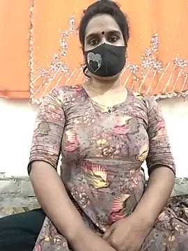 Snapshot of Mitila-3232 chatting on February 23, 2025, 1:21 pm Mitila-3232 online show from February 23, 2025, 1:21 pm