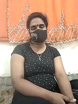 Snapshot of Mitila-3232 chatting on February 25, 2025, 6:25 am Mitila-3232 online show from February 25, 2025, 6:25 am