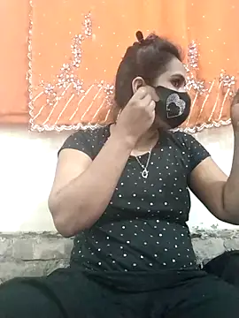 Snapshot of Mitila-3232 chatting on February 26, 2025, 6:47 am Mitila-3232 online show from February 26, 2025, 6:47 am