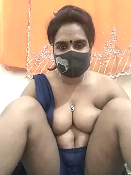 Snapshot of Mitila-3232 chatting on March 13, 2025, 10:47 am Mitila-3232 online show from March 13, 2025, 10:47 am