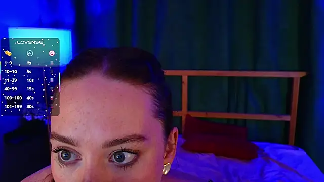 Snapshot of StacyWatts chatting on October 7, 2025, 8:39 pm StacyWatts online show from October 7, 2025, 8:39 pm