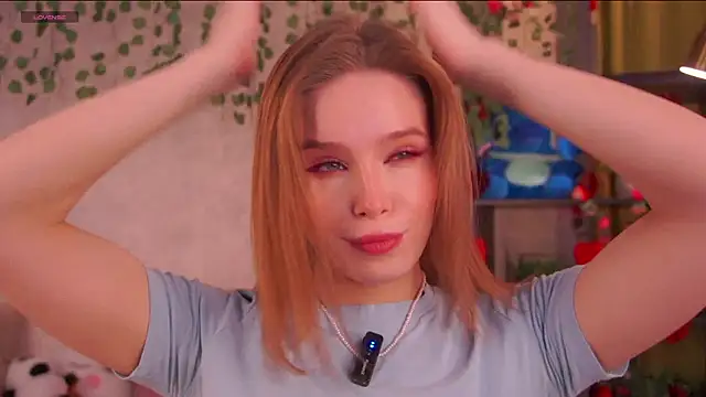 Snapshot of TaiteBayles chatting on February 19, 2026, 1:45 am TaiteBayles online show from February 19, 2026, 1:45 am