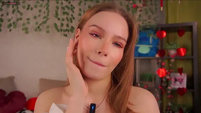 Snapshot of TaiteBayles chatting on February 23, 2026, 1:47 am TaiteBayles online show from February 23, 2026, 1:47 am