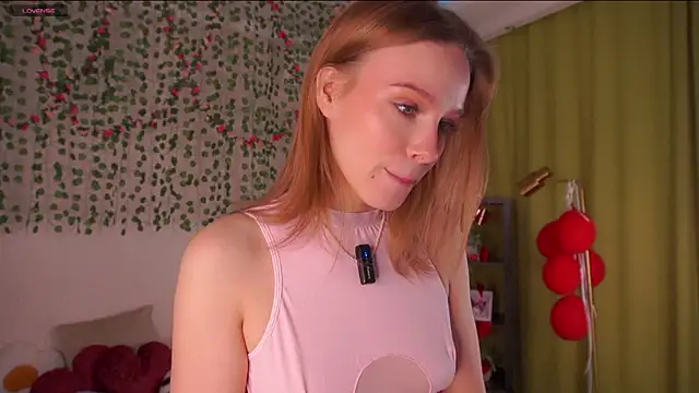 Snapshot of TaiteBayles chatting on February 27, 2026, 1:38 am TaiteBayles online show from February 27, 2026, 1:38 am