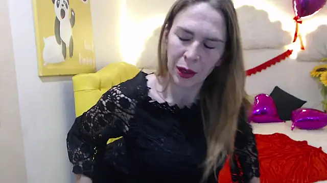 Snapshot of TessaDaybreak chatting on March 2, 2025, 1:38 pm TessaDaybreak online show from March 2, 2025, 1:38 pm