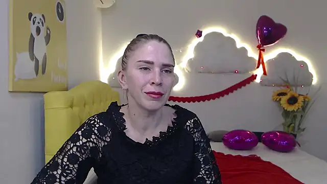 Snapshot of TessaDaybreak chatting on March 14, 2025, 4:09 pm TessaDaybreak online show from March 14, 2025, 4:09 pm