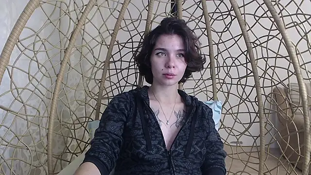 Anna-Sun online show from October 12, 2025, 4:28 pm