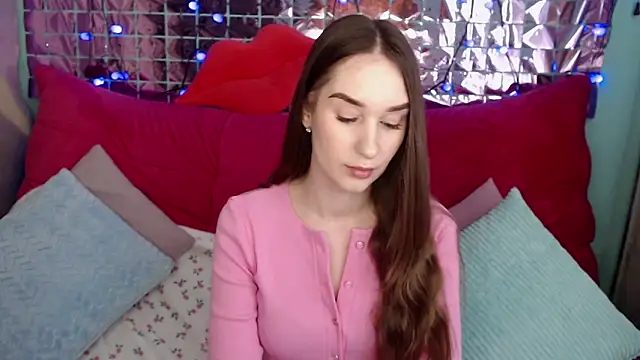 Margarettii online show from March 20, 2025, 5:46 am