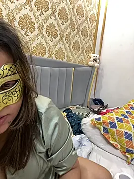 Snapshot of pihu_00777 chatting on February 18, 2025, 8:36 pm pihu 00777 online show from February 18, 2025, 8:36 pm